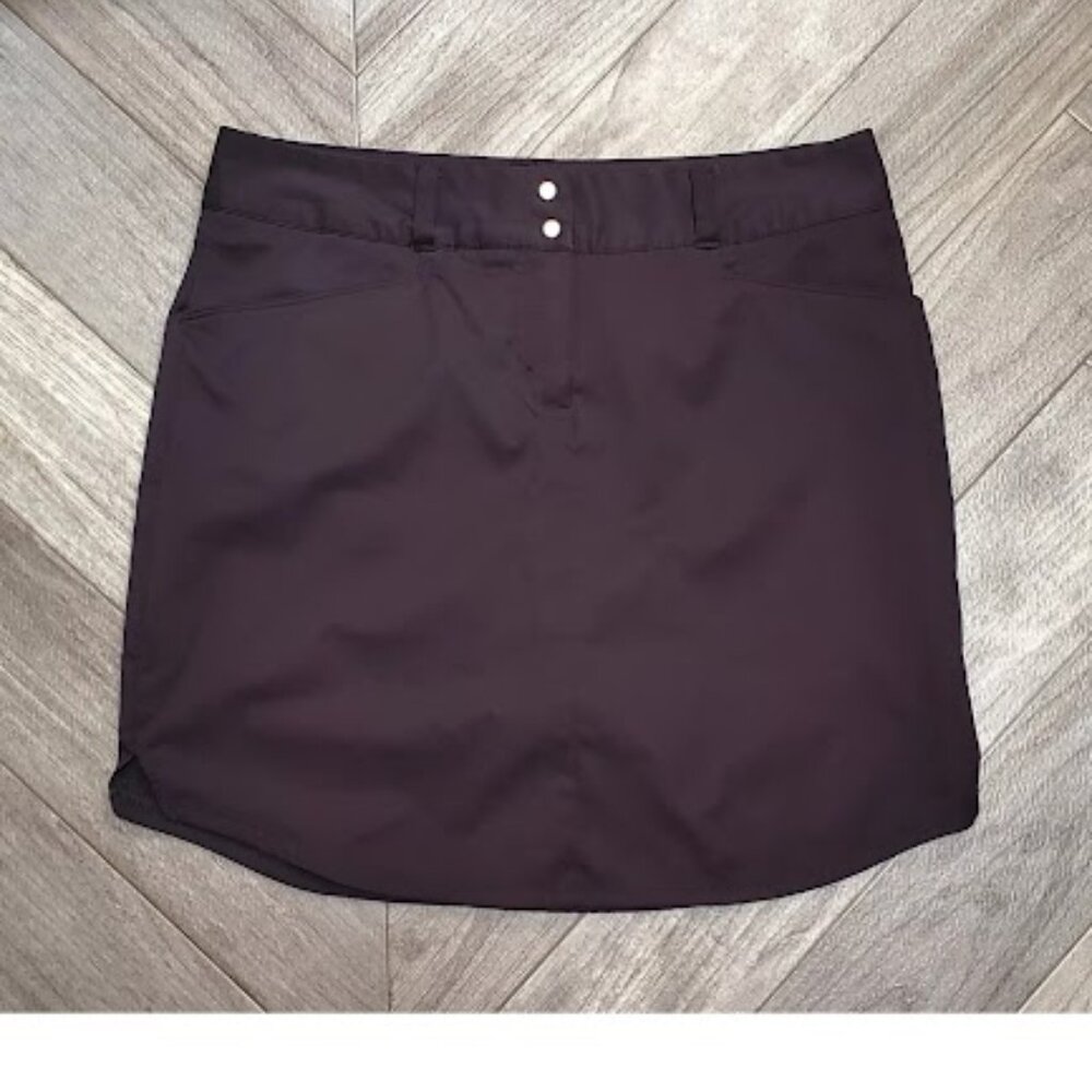 Adidas Women's Golf Skort size 4 Black water/sweat resistant Reflective Stripes